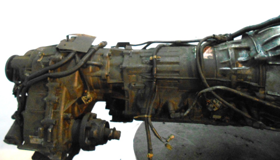 Двигатель Isuzu 4JX1-T - 674792 AT 30-40LE FR (99KR406353) 4WD Bighorn трос кикдауна коса+комп, неисправна форсунка 4
