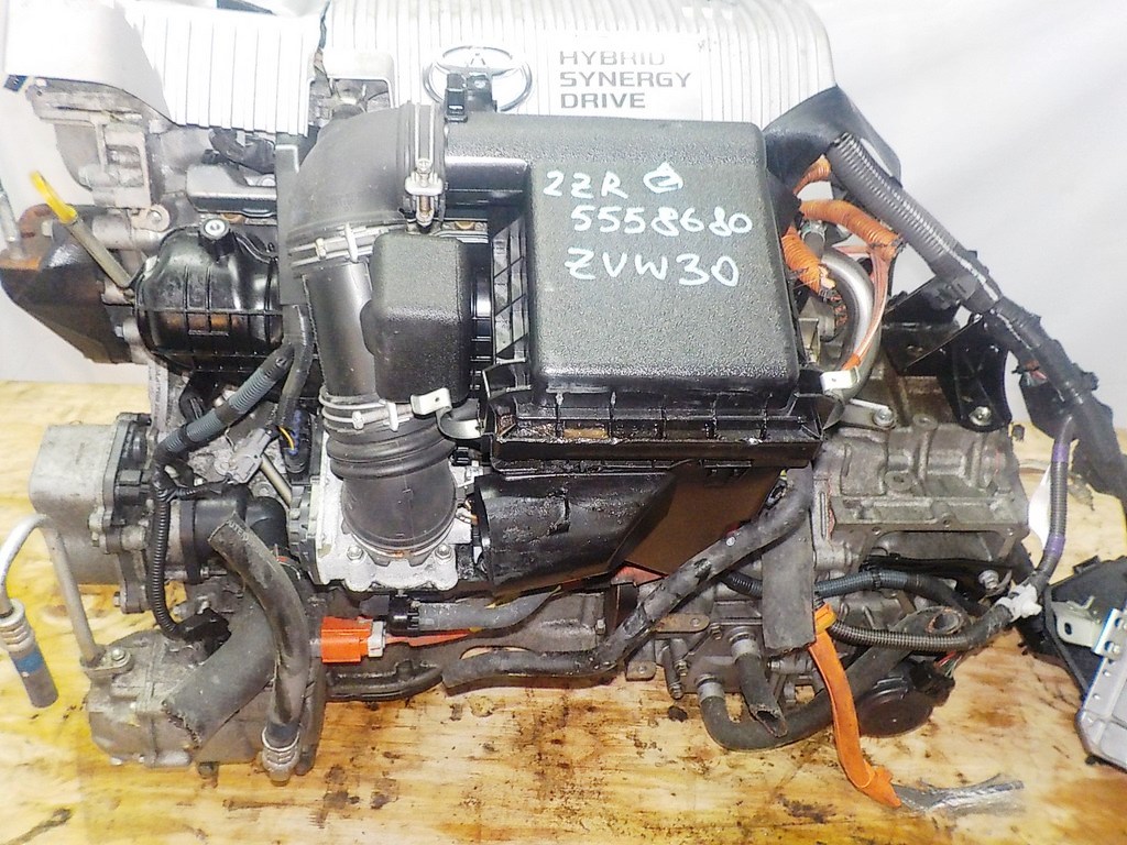 Двигатель Toyota 2ZR-FXE - 5558680 CVT P410-01A FF ZVW30 112 000 km коса+комп 2