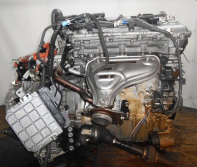 Двигатель Toyota 2ZR-FXE - 4399889 CVT P410-01A FF ZVW30 коса+комп 1