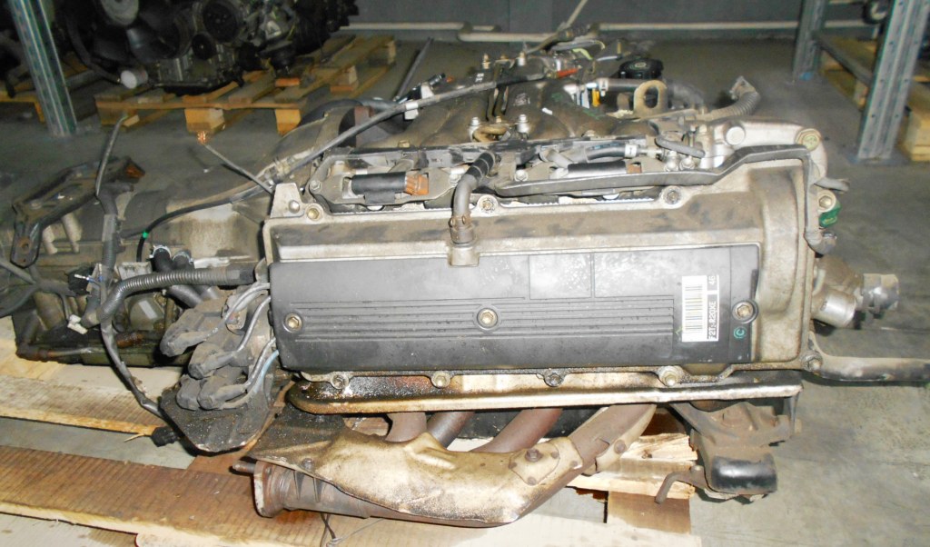 Двигатель Toyota 2TZ-FZE - 1445424 AT 4WD Estima 4